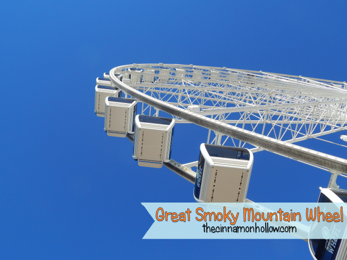 Great Smoky Mountain Wheel | The Island Pigeon Forge