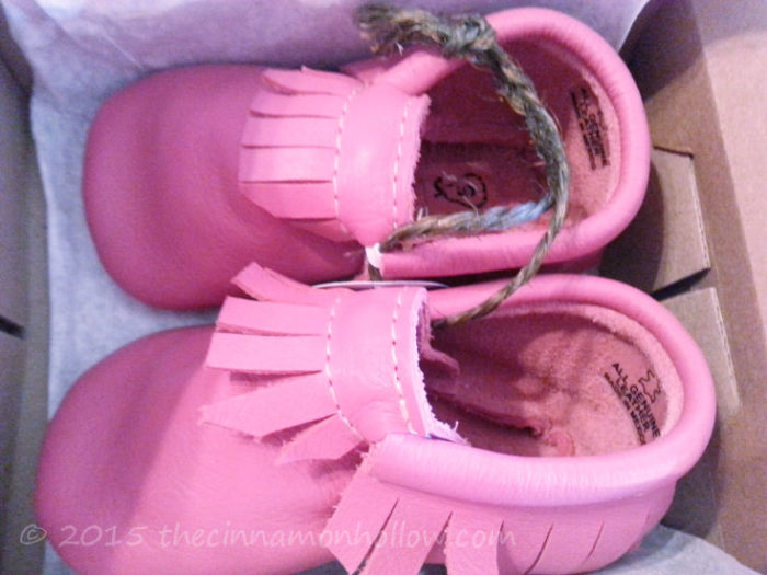 The Coral Pear: Hot Pink Baby Moccasins