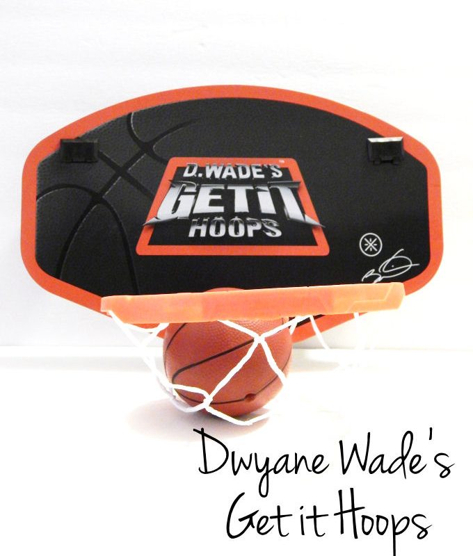 Dwyane Wadeโs Get it Hoops Indoor Basketball Game