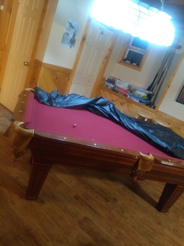 The Summit Cabin Pool Table