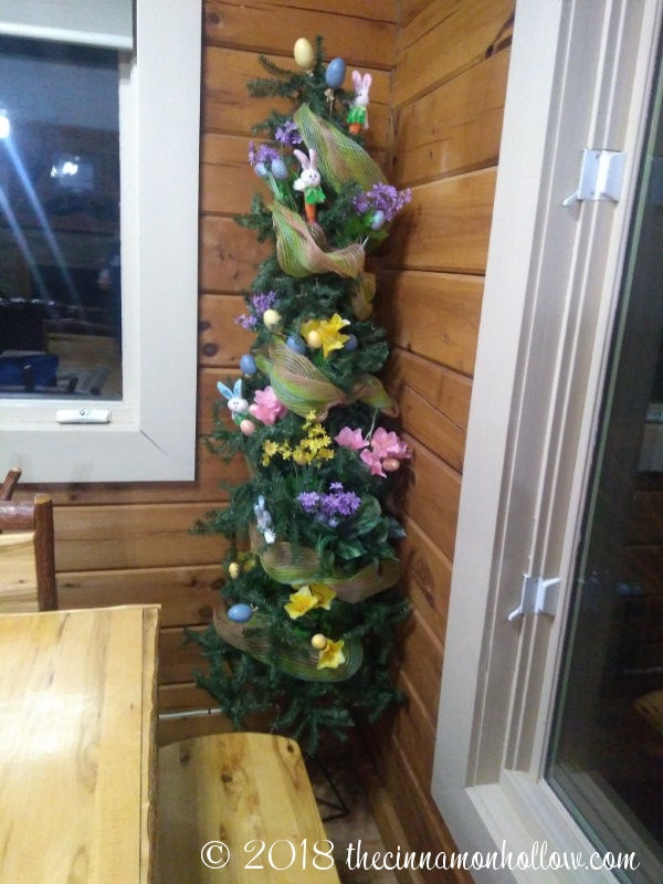 The Summit Cabin Easter Tree