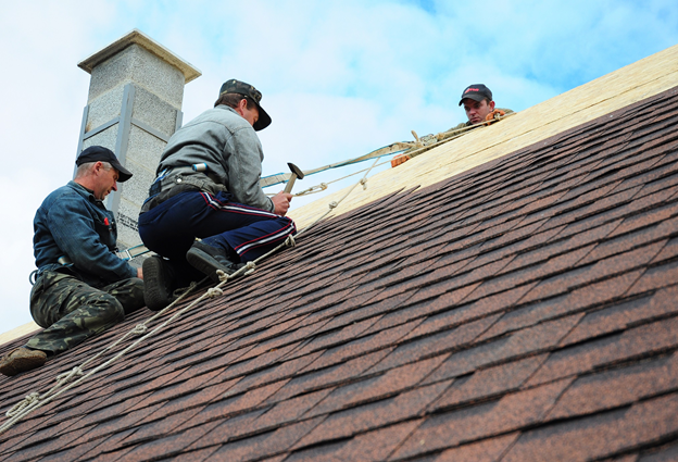 8 Roof Repair Tips You Can Do During A Pandemic