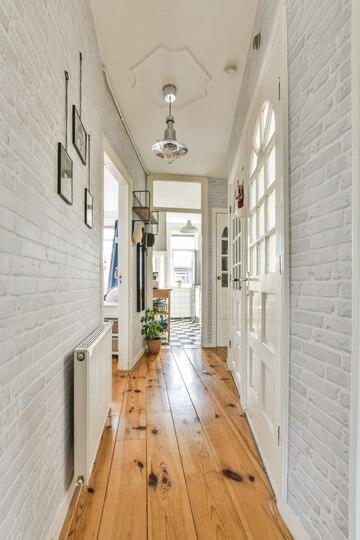 7 Tips For Decorating A Small Hallway