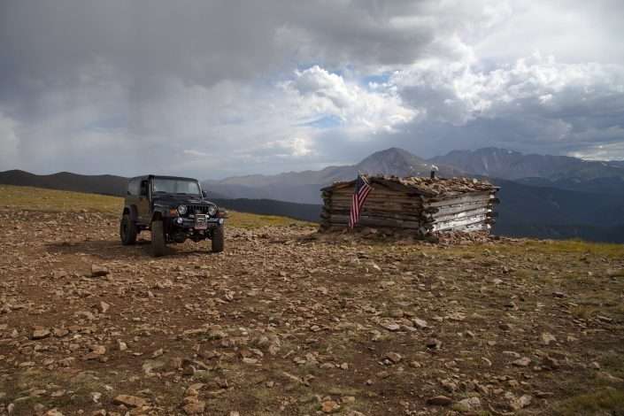 rocky mountains mountain trip: customize your jeep