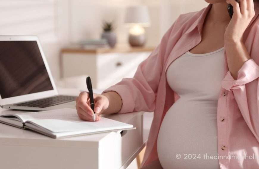 pregnancy discrimination: pregnant woman at work