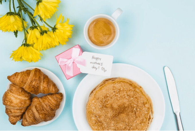 mother's day breakfast in bed