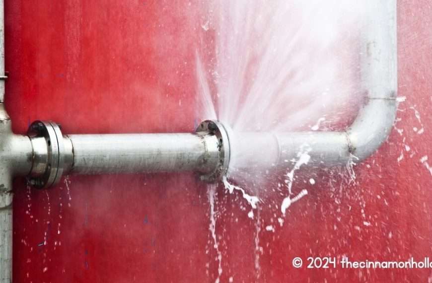 broken water pipe repair