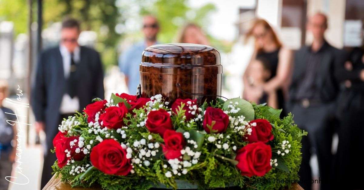 urn - Choosing Between Burial And Cremation