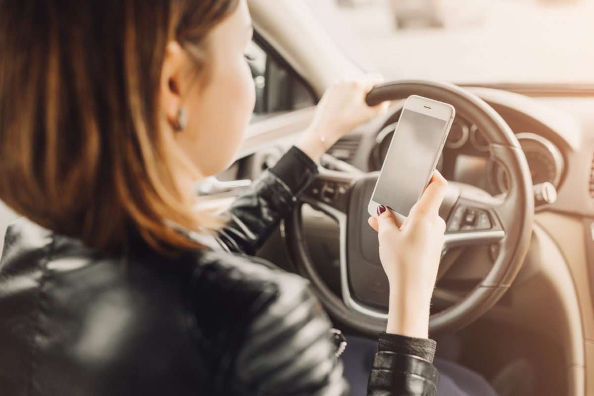 avoiding distracted driving