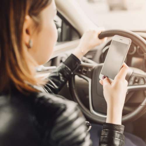 avoiding distracted driving