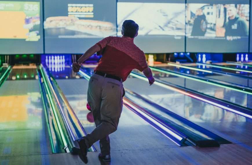 Bowling T-Shirts
