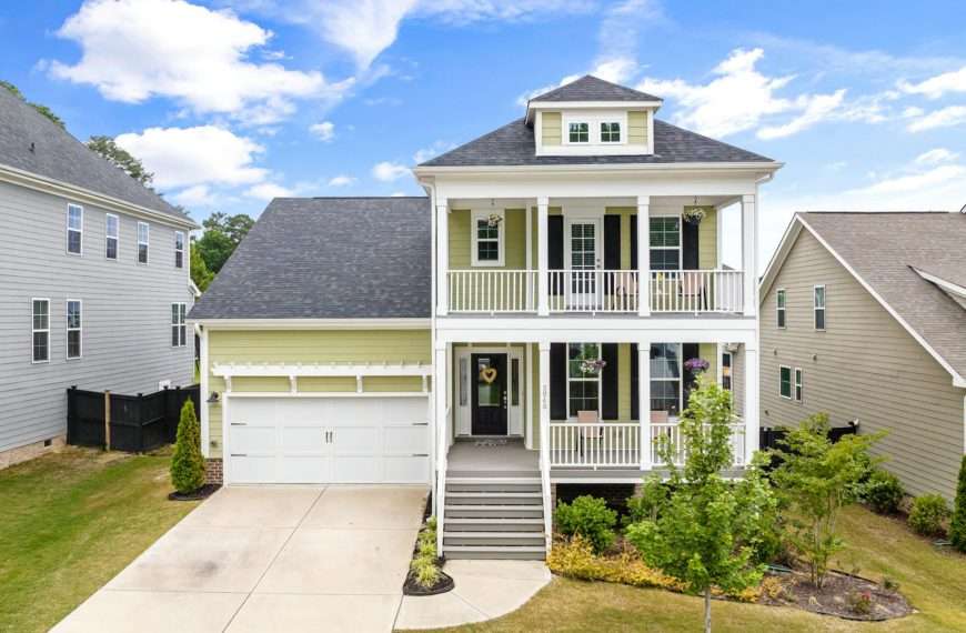 maintenance tips for home - house with garage
