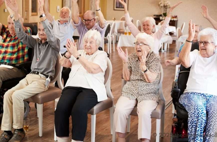 How Entertainment and Activities Improve Senior Living