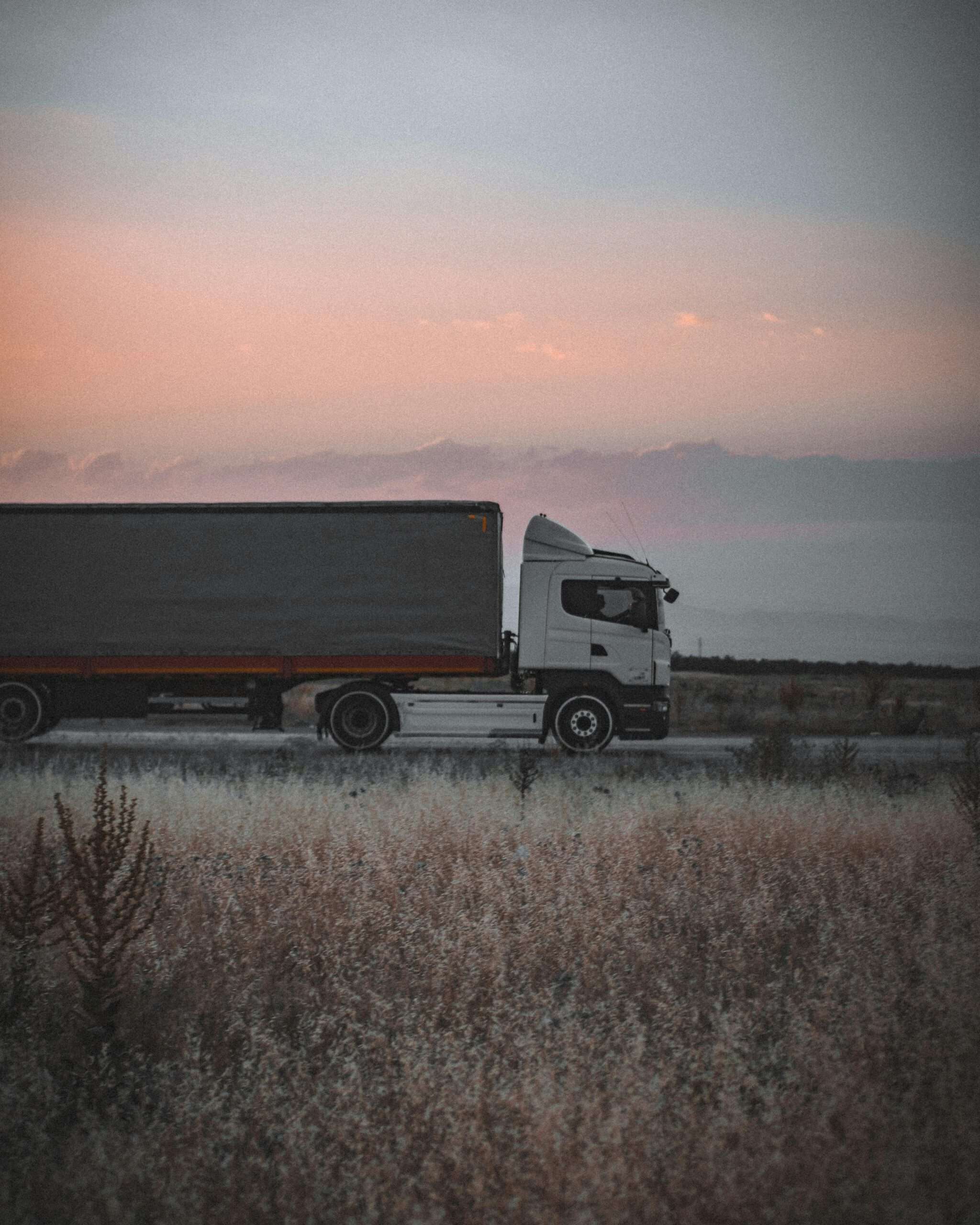 open vs closed Car Trailer