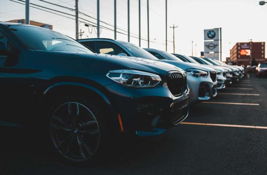 car dealership - PCO car hire company