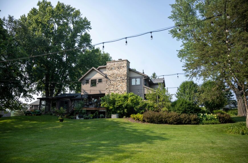 How to Prepare Your Backyard for Summer Gatherings