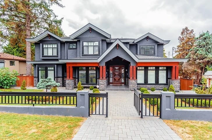 home with modern house numbers