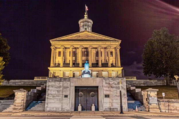 girls trip - The state capitol in Nashville