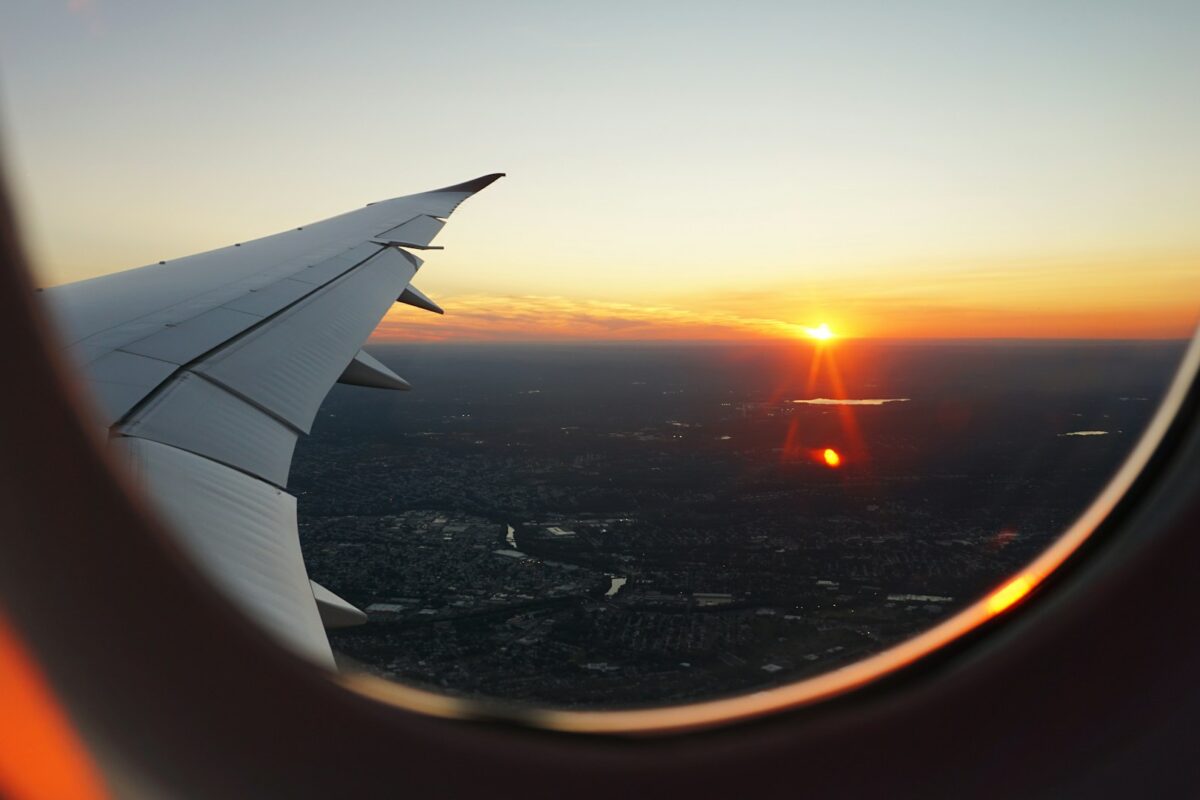 emergencies while traveling - traveling in an airplane