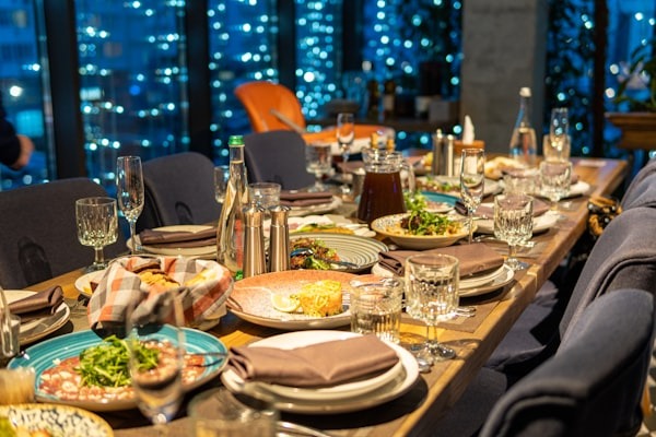 Family Travel Tips for Stress-Free Food and Dining Experiences