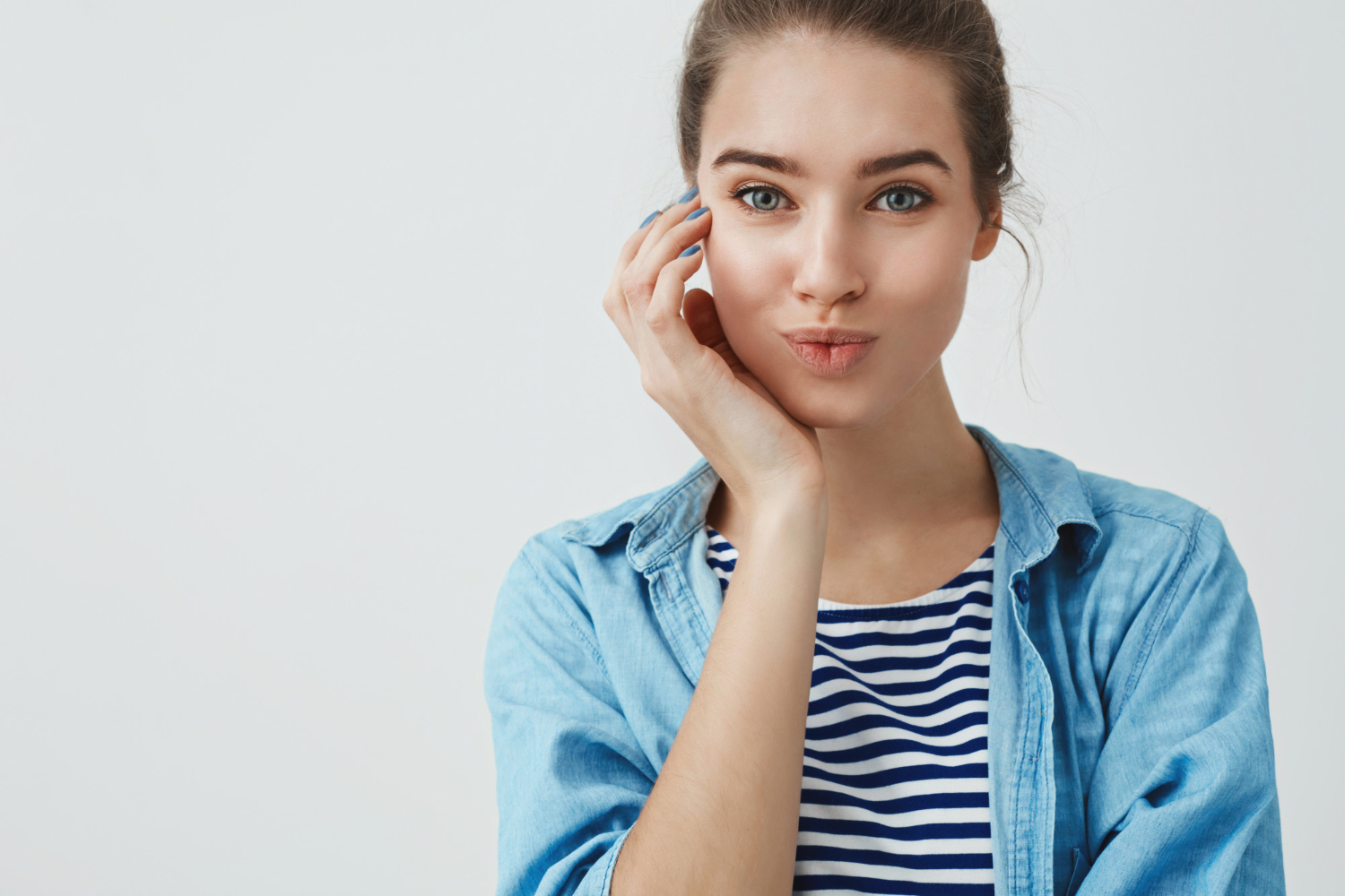 woman wearing coloured contacts
