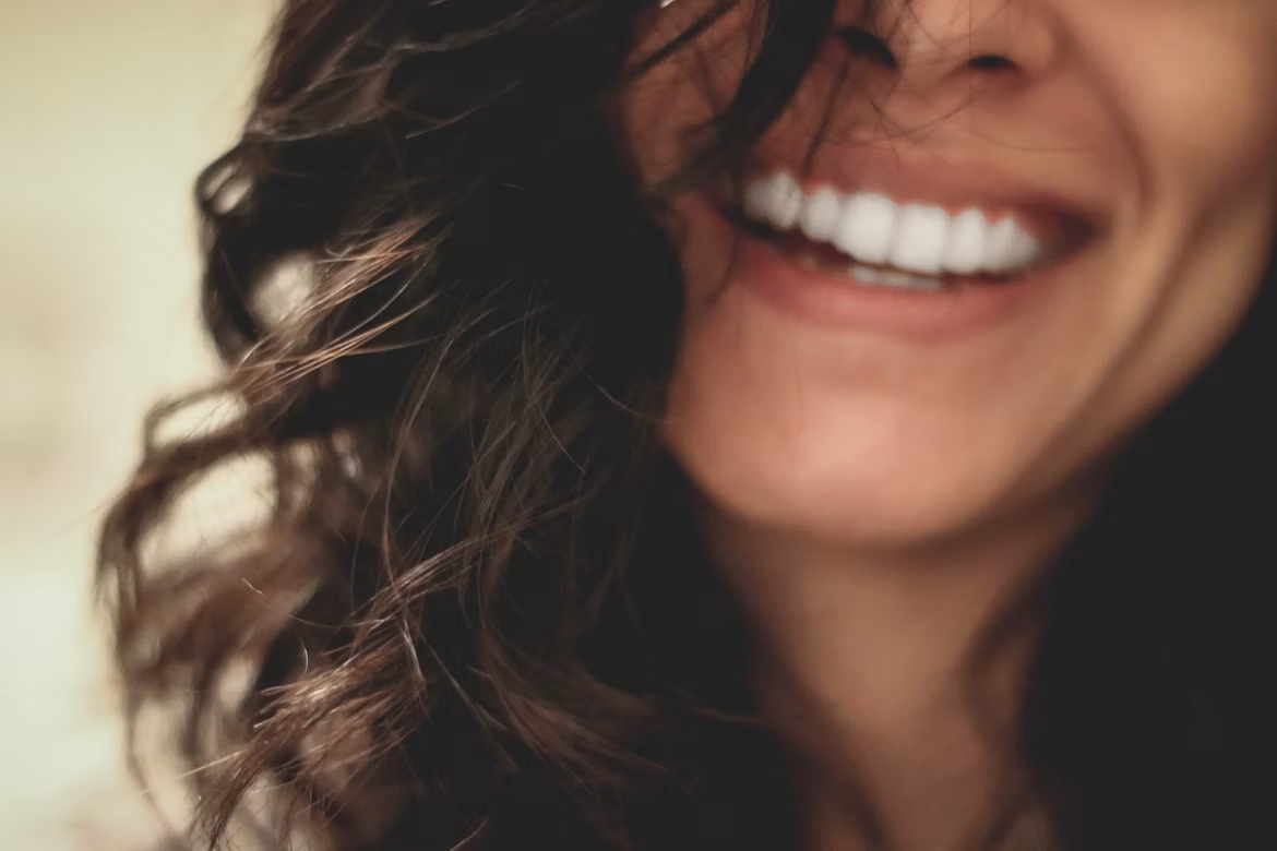cosmetic dentist