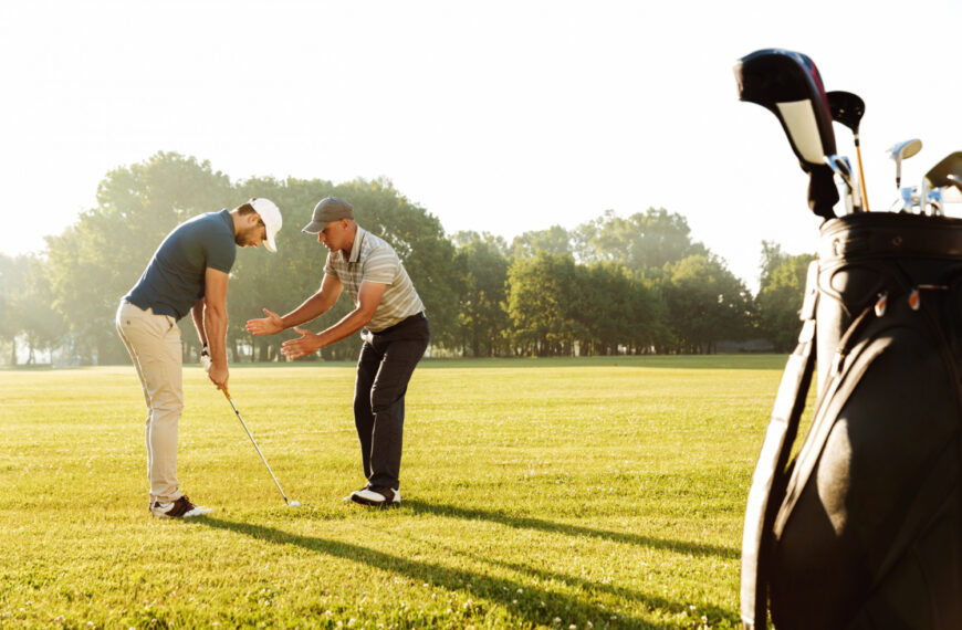 golfers choose online golf instruction