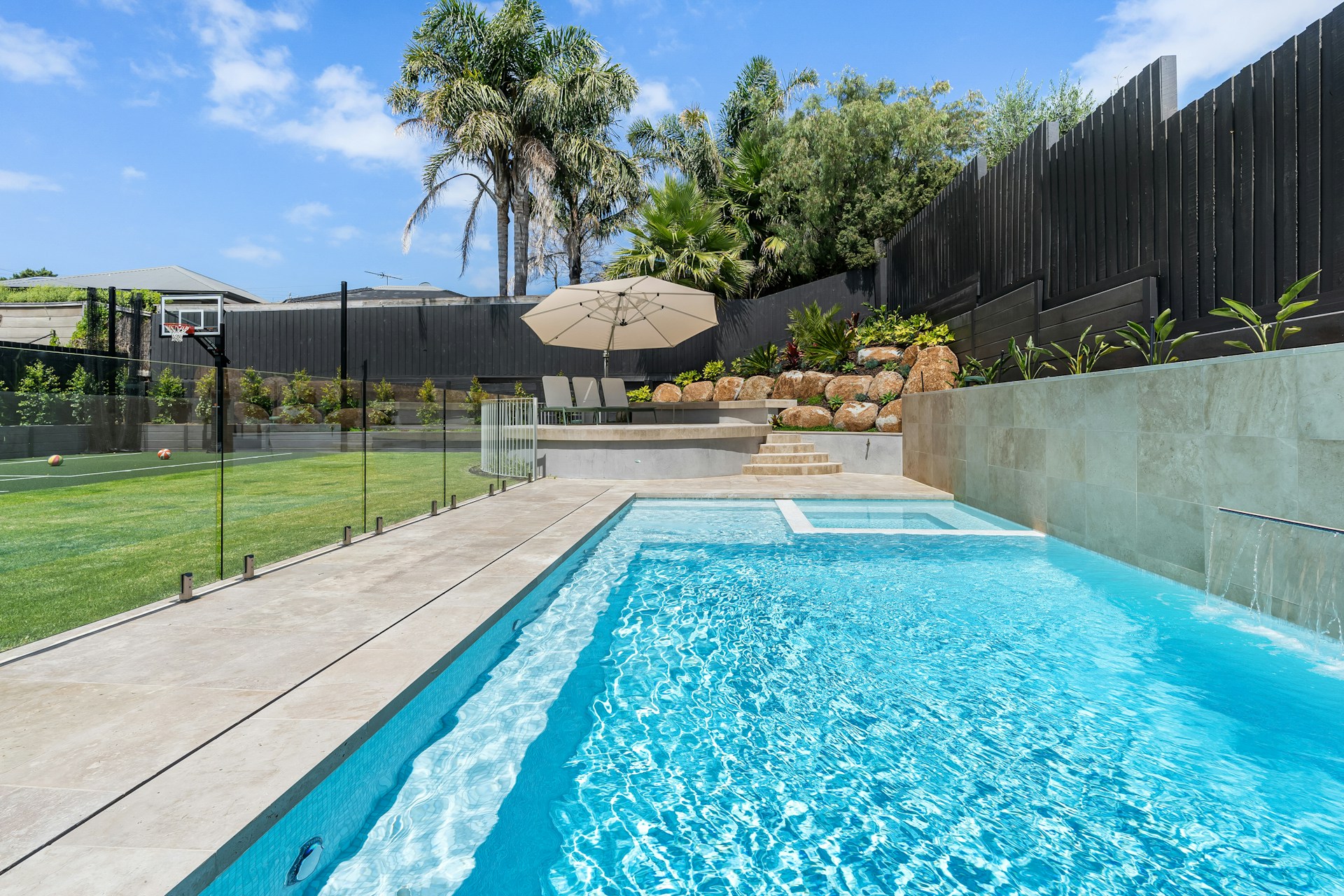 swimming pool