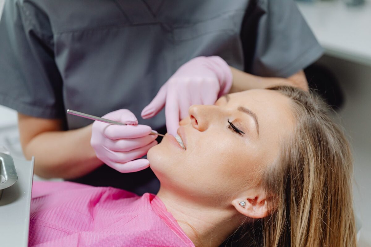 dental implant specialists