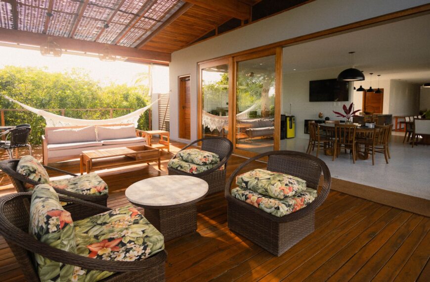 Connecting Indoors and Outdoors Backyard
